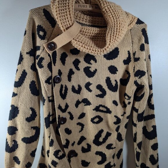 Cowl Neck Leopard Print button down heavy sweater Cheetah print size small - Picture 3 of 9
